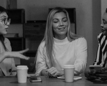 Boosting Engagement with Minimalist Design